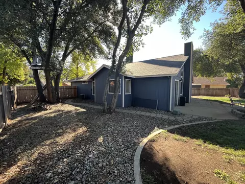 3536 Leonard St, Redding, CA 96002 photo 5
