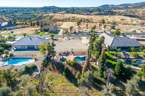 871 Santa Cruz Dr, Redding, CA 96003 photo 12