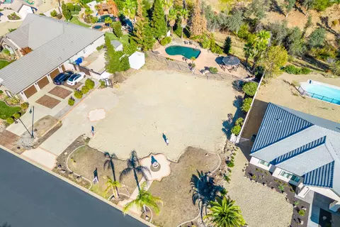871 Santa Cruz Dr, Redding, CA 96003 photo 10