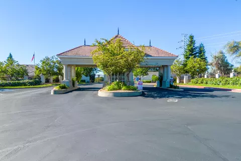 871 Santa Cruz Dr, Redding, CA 96003 photo 15