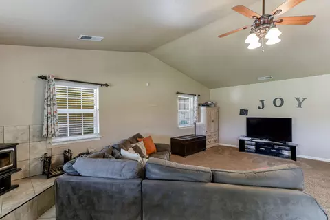 11886 Hardpan Ln, Redding, CA 96003 photo 11