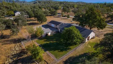 11886 Hardpan Ln, Redding, CA 96003 photo 32