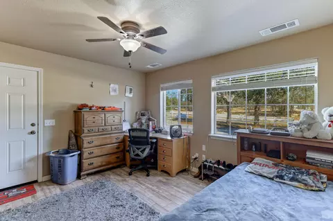 11886 Hardpan Ln, Redding, CA 96003 photo 24