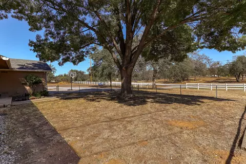 11886 Hardpan Ln, Redding, CA 96003 photo 37