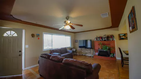 7441 Pacheco Rd, Redding, CA 96002 photo 2