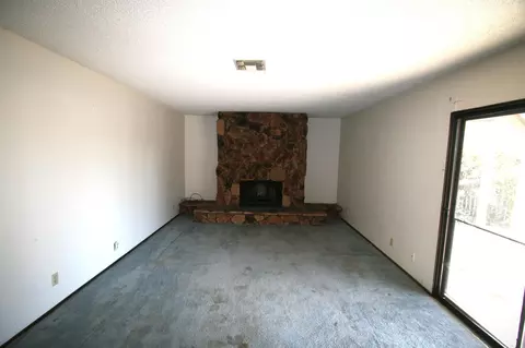 2667 Forest Ct, Redding, CA 96002 photo 13