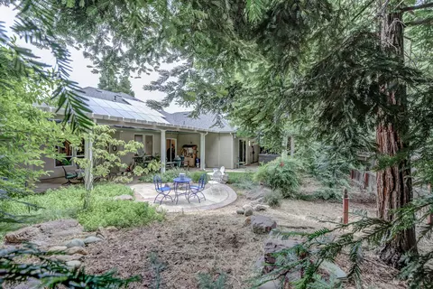 2675 Eel Dr, Redding, CA 96002 photo 38