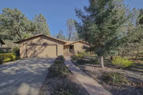 4111 Jasper Way, Redding, CA 96001 photo 1