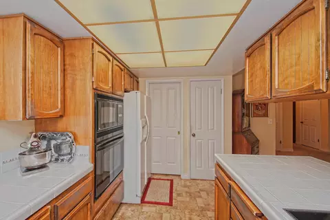 4111 Jasper Way, Redding, CA 96001 photo 6