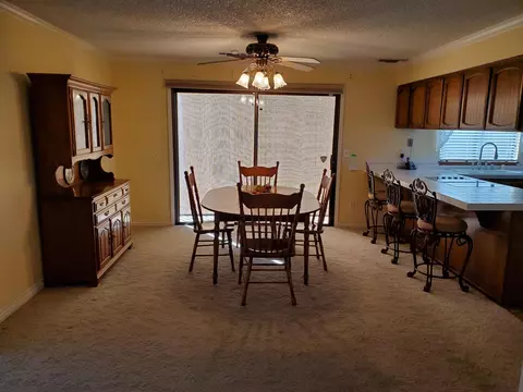 4111 Jasper Way, Redding, CA 96001 photo 2