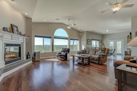 15306 Frontier Dr, Red Bluff, CA 96080 photo 8