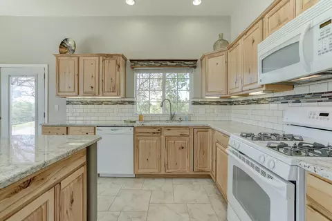 15306 Frontier Dr, Red Bluff, CA 96080 photo 13