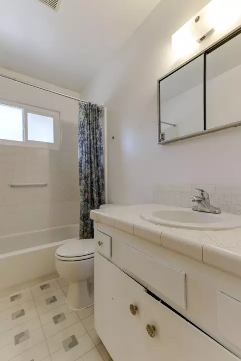 5840 Mountain View Dr, Redding, CA 96003 photo 25