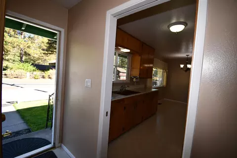 37055 Park Ave, Burney, CA 96013 photo 5