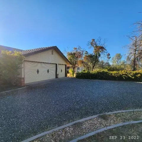 15091 Cloverdale Rd, Anderson, CA 96007 photo 3