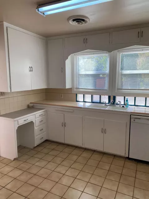 1410 Miller Way, Red Bluff, CA 96080 photo 13