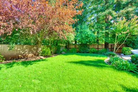 4353 Saratoga Dr, Redding, CA 96002 photo 45