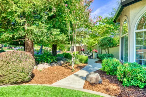 4353 Saratoga Dr, Redding, CA 96002 photo 47