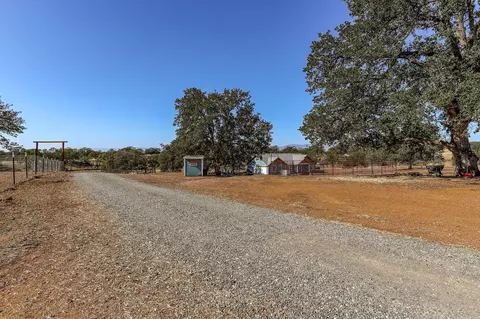 5595 Janine Way, Corning, CA 96021 photo 9