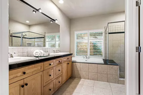 2125 Tradition Way, Redding, CA 96001 photo 10