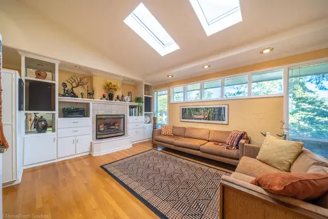 3445 Sunset Dr, Redding, CA 96001 photo 7