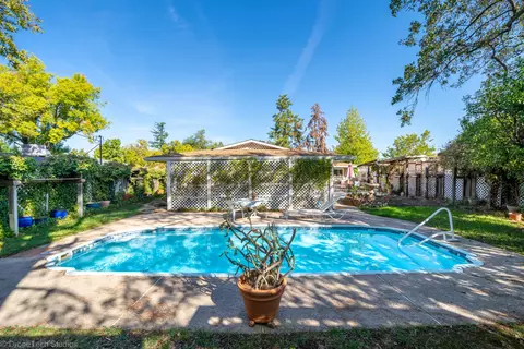 3445 Sunset Dr, Redding, CA 96001 photo 35