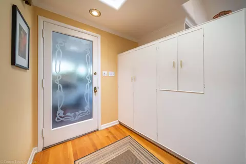 3445 Sunset Dr, Redding, CA 96001 photo 5