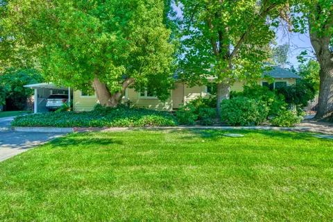 3025 Irene St, Redding, CA 96002 photo 1
