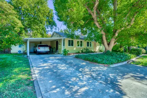 3025 Irene St, Redding, CA 96002 photo 3
