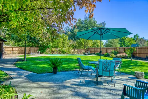 3025 Irene St, Redding, CA 96002 photo 19