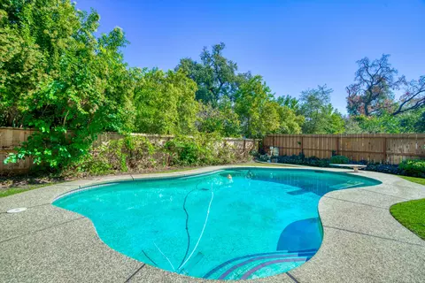 3025 Irene St, Redding, CA 96002 photo 23