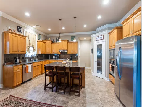 3668 Deuce Way, Redding, CA 96002 photo 12