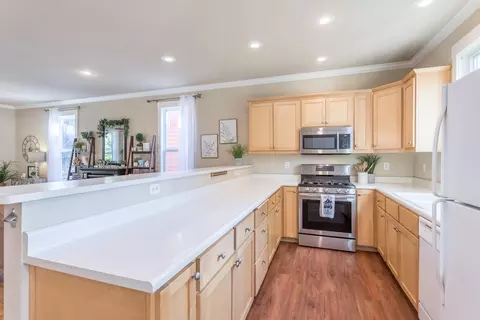 871 Kite Ln, Redding, CA 96001 photo 10