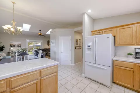 1990 Chiella Ln, Redding, CA 96002 photo 34