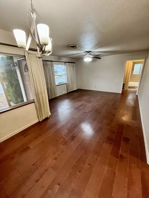 1115 3rd St, Redding, CA 96002 photo 7