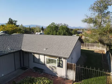 1392 Whistling Dr, Redding, CA 96003 photo 14