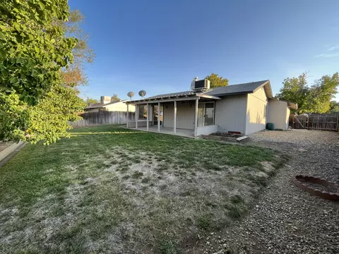 1392 Whistling Dr, Redding, CA 96003 photo 19