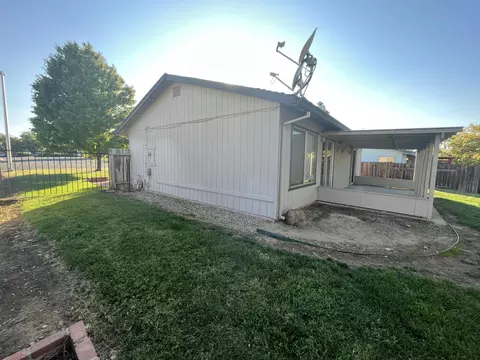 1392 Whistling Dr, Redding, CA 96003 photo 17