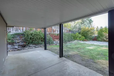 370 Springer Dr, Redding, CA 96003 photo 16