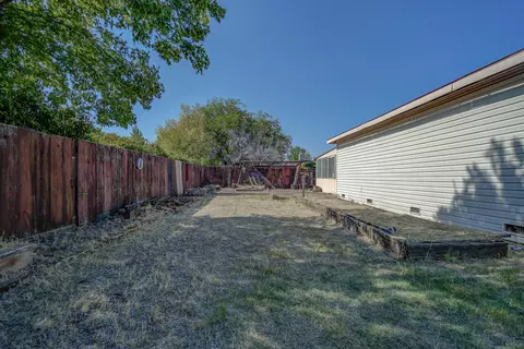 815 Hasvold Dr, Red Bluff, CA 96080 photo 26