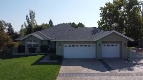 2169 Edinburgh Way, Redding, CA 96003 photo 4
