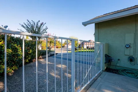 2169 Edinburgh Way, Redding, CA 96003 photo 60