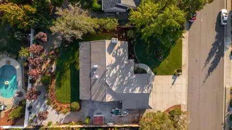 19360 Lexington Ln, Redding, CA 96003 photo 2