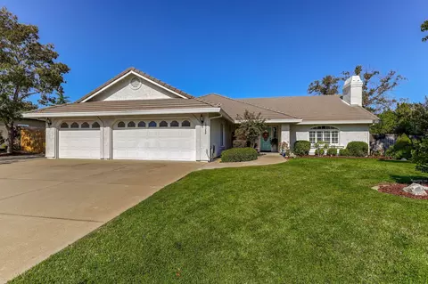 19360 Lexington Ln, Redding, CA 96003 photo 1