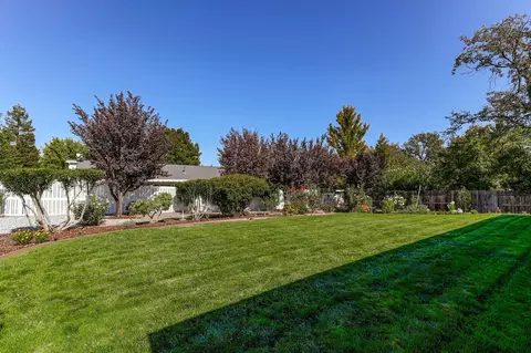 19360 Lexington Ln, Redding, CA 96003 photo 44