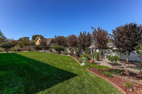 19360 Lexington Ln, Redding, CA 96003 photo 41