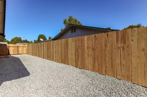 2513 Capella St, Redding, CA 96002 photo 25