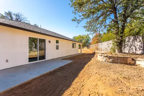 2550 Avola St, Redding, CA 96002 photo 13