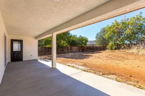2550 Avola St, Redding, CA 96002 photo 8