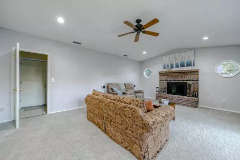 7067 Tucker Ln, Redding, CA 96002 photo 40